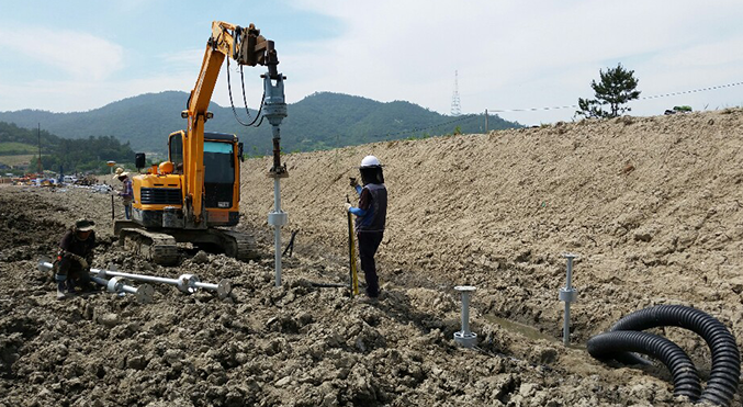 Helical Pile 공법의 태양광발전용 시설 시공 사례